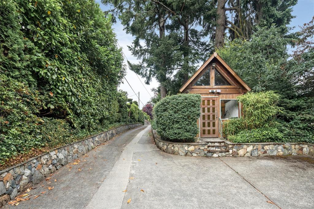 2874 Leigh Road, Langford, BC, V9B 4G3 - 7