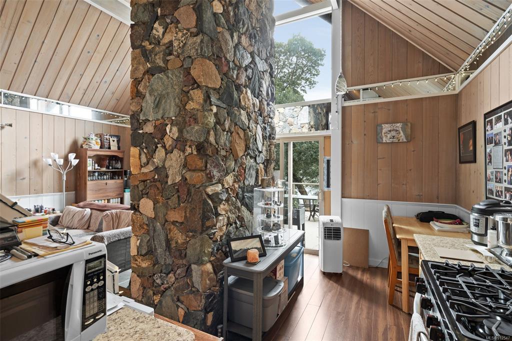2874 Leigh Road, Langford, BC, V9B 4G3 - 17
