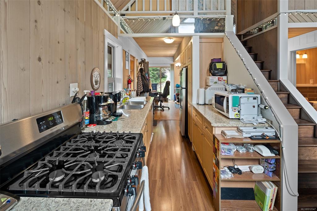 2874 Leigh Road, Langford, BC, V9B 4G3 - 19