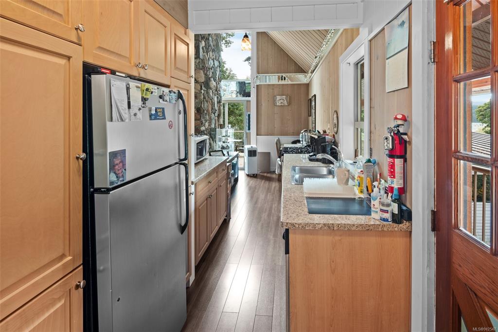 2874 Leigh Road, Langford, BC, V9B 4G3 - 20