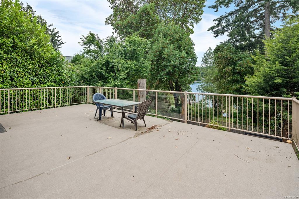 2874 Leigh Road, Langford, BC, V9B 4G3 - 28