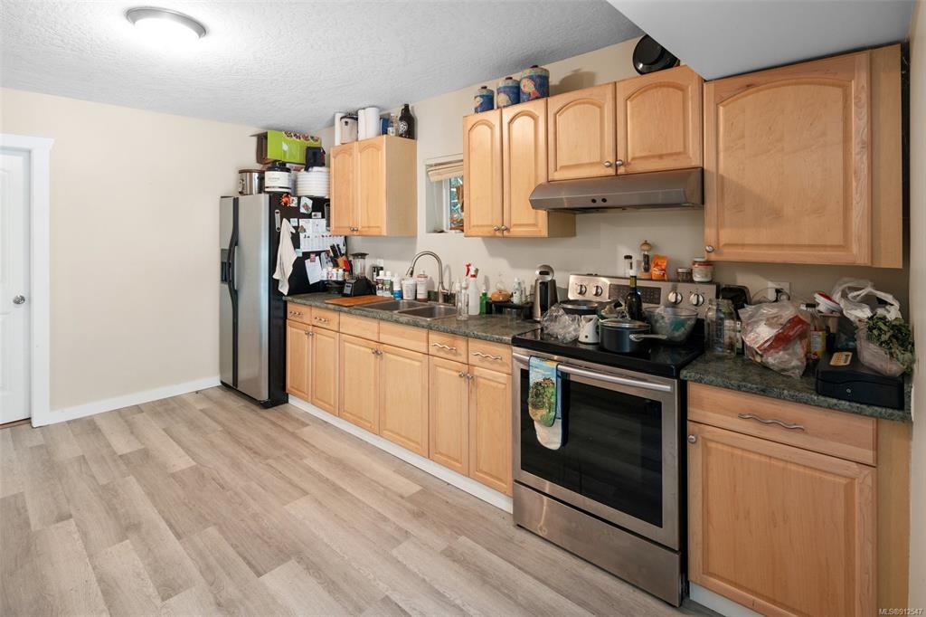 2874 Leigh Road, Langford, BC, V9B 4G3 - 29