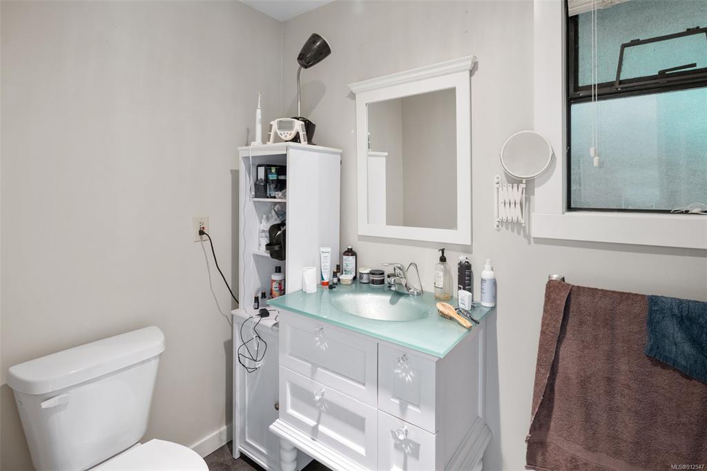 2874 Leigh Road, Langford, BC, V9B 4G3 - 33