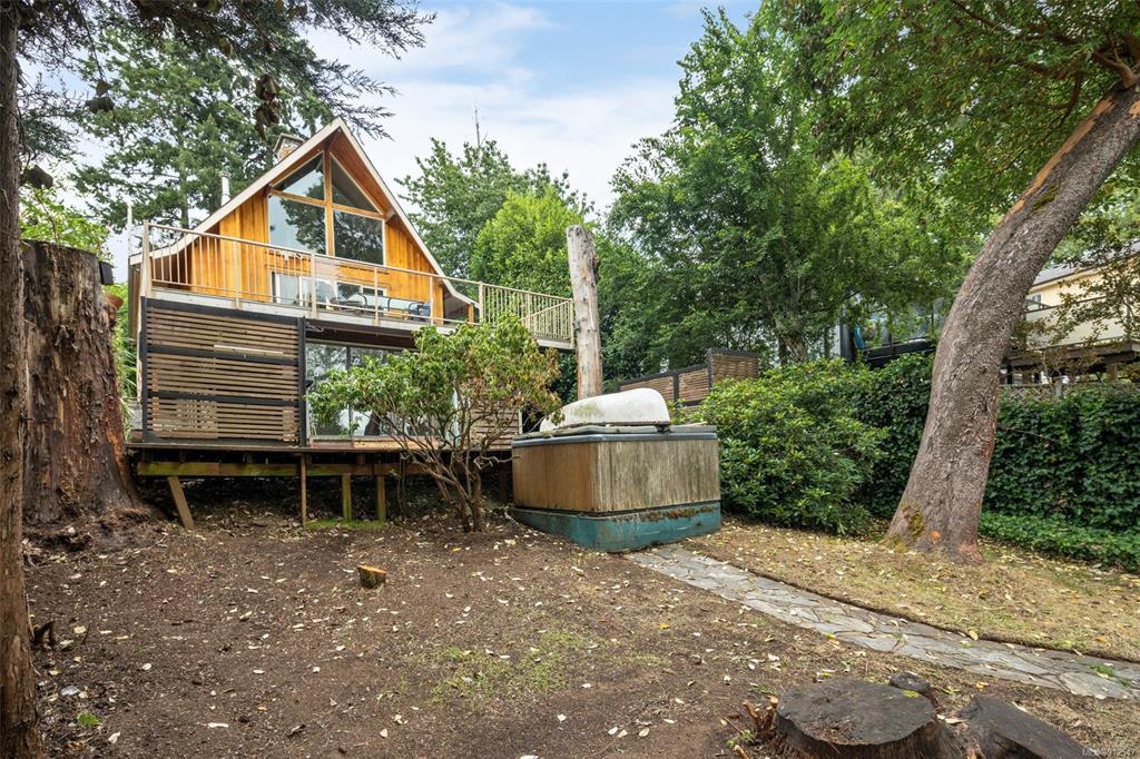 2874 Leigh Road, Langford, BC, V9B 4G3 - 37