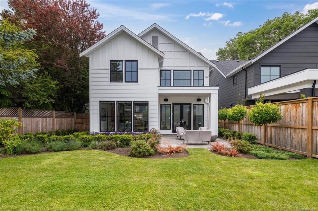 1455 Clifford Street, Victoria, BC, V8S 1M1 - 22