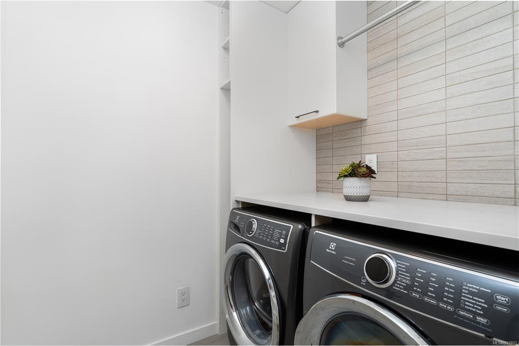 1455 Clifford Street, Victoria, BC, V8S 1M1 - 33