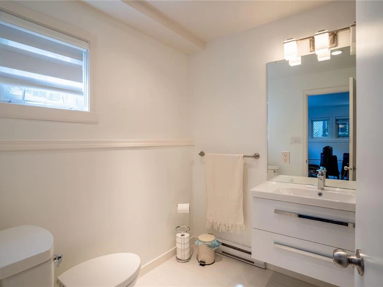 611 Niagara Street, Victoria, BC, V8V 1J1 - 32