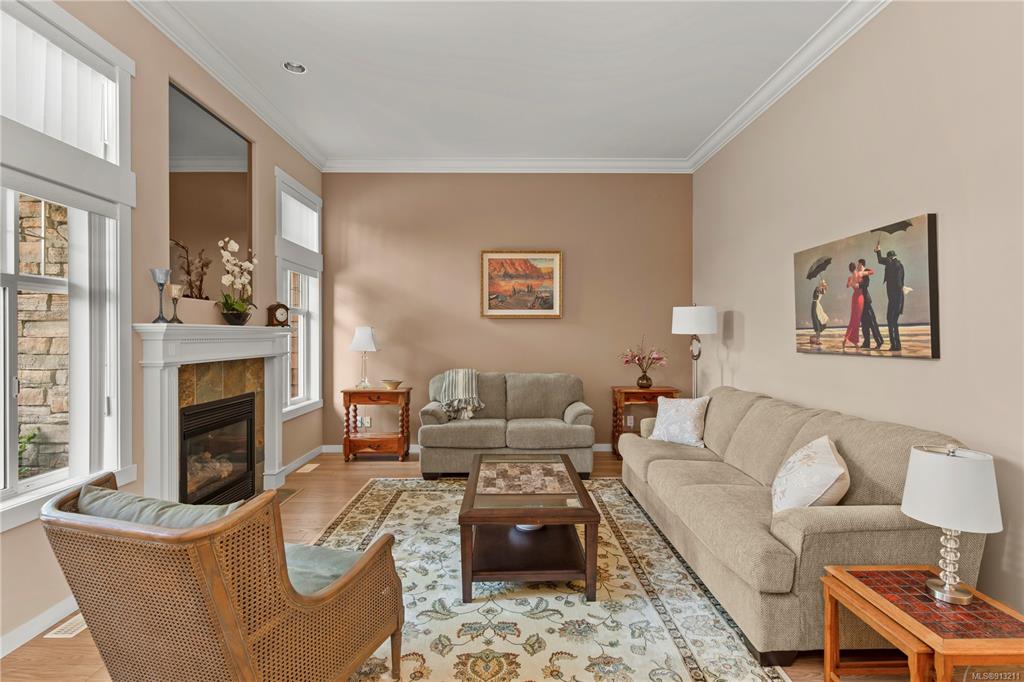 18-2229 Graduation Place, Saanich, BC, V8N 6W3 - 5