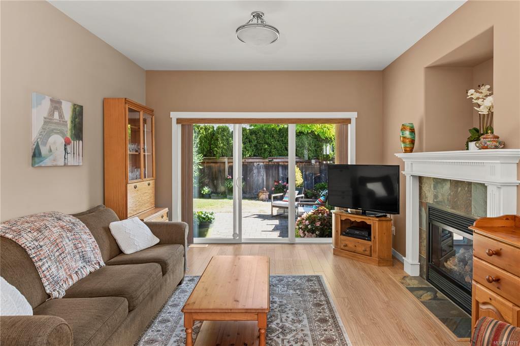 18-2229 Graduation Place, Saanich, BC, V8N 6W3 - 13