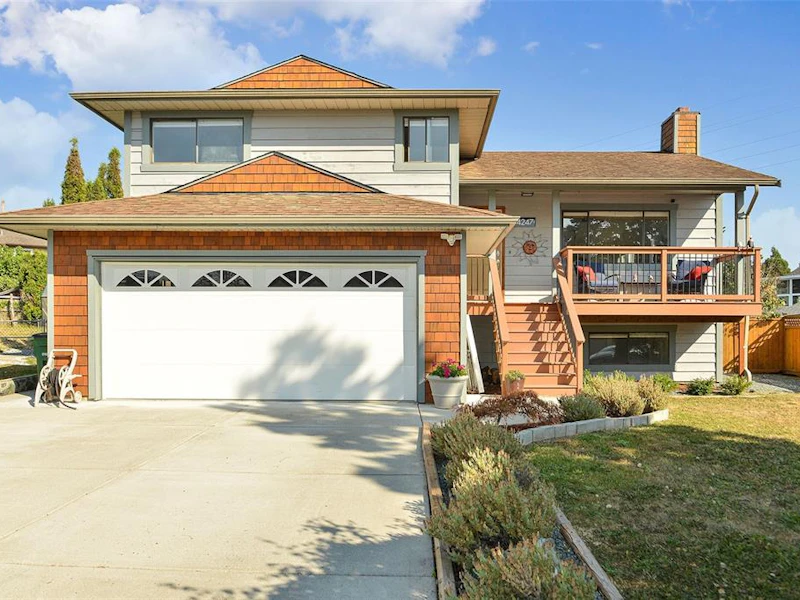 4247 Hayden Court, Saanich BC V8Z 6S2