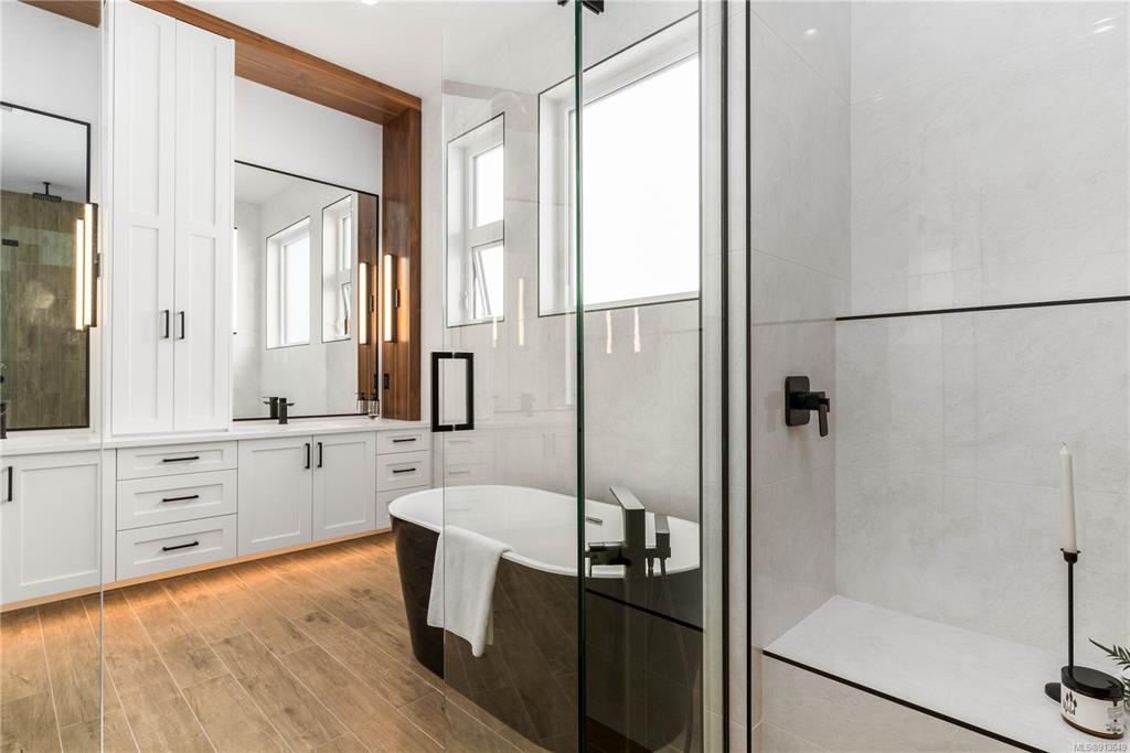 2010 Pinehurst Terrace, Langford, BC, V9B 3S3 - 14