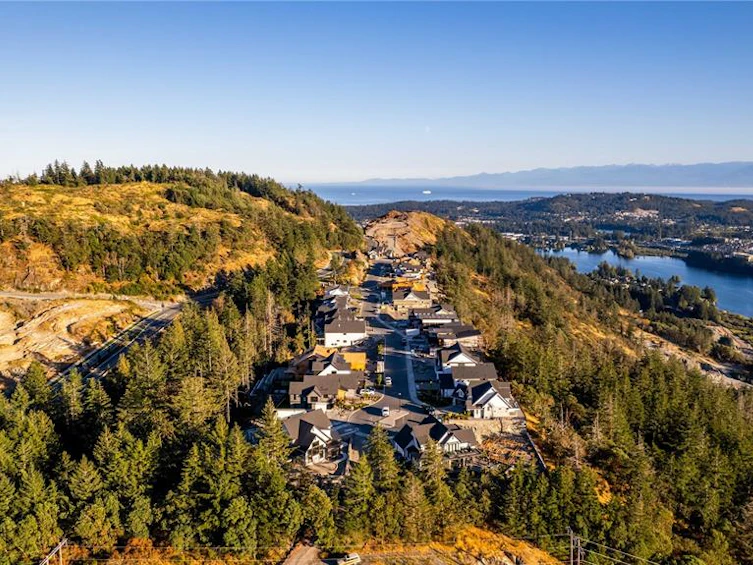 2010 Pinehurst Terrace, Langford, BC, V9B 3S3 - 33