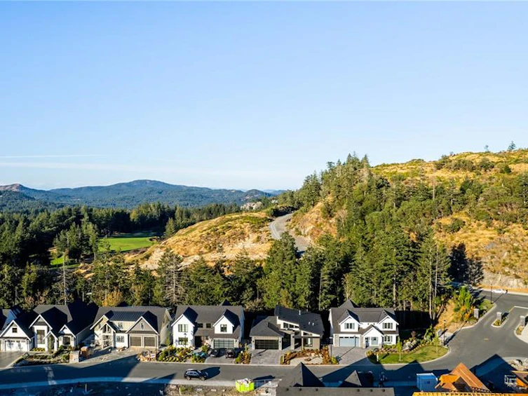 2010 Pinehurst Terrace, Langford, BC, V9B 3S3 - 34