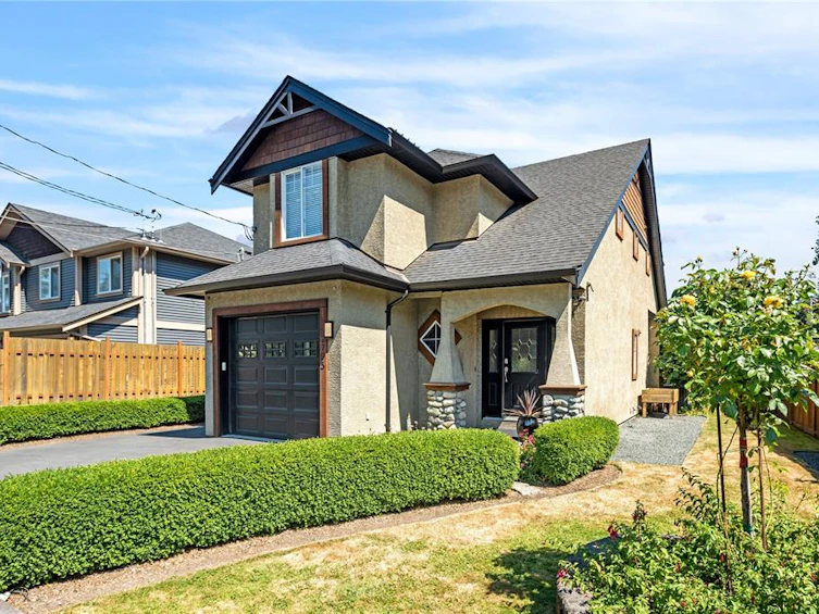 2795 Kingswood Road, Langford, BC, V9B 3K1 - 3