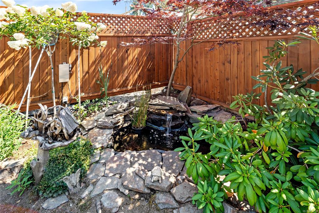 2795 Kingswood Road, Langford, BC, V9B 3K1 - 11