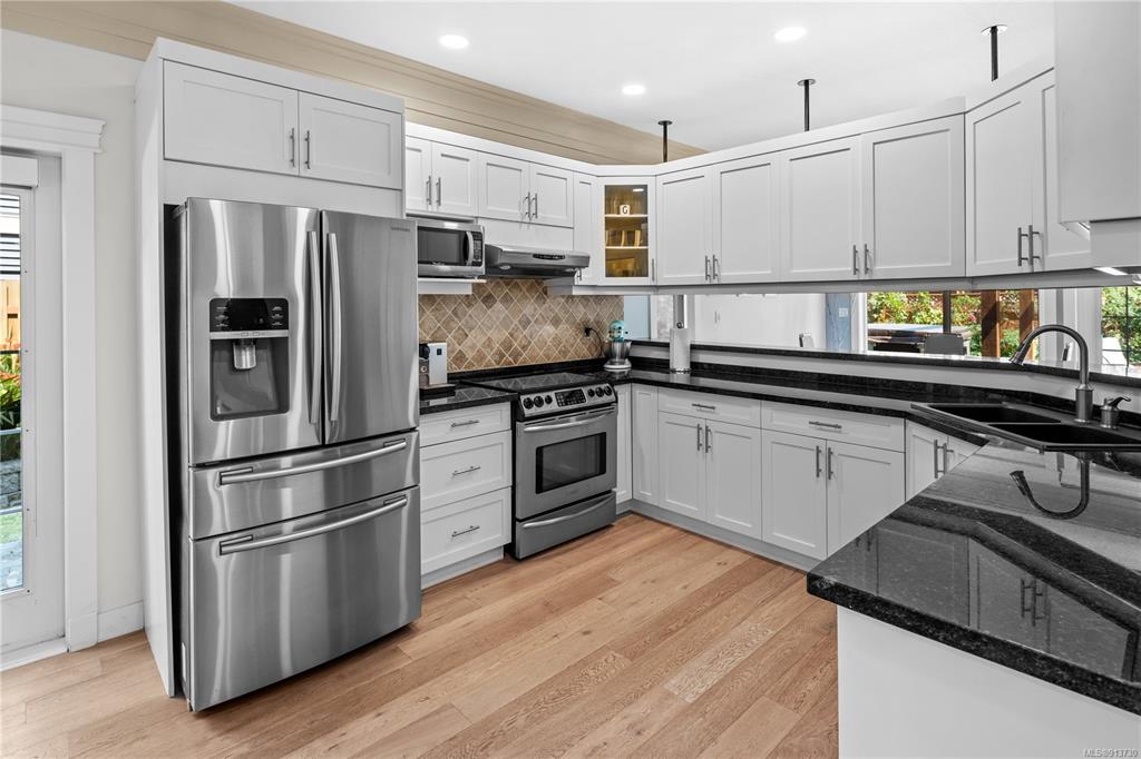 2795 Kingswood Road, Langford, BC, V9B 3K1 - 22
