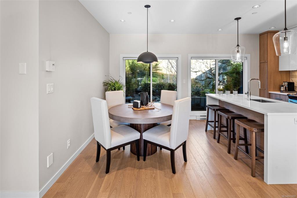 113-1464 Bear Mountain Pkwy, Langford, BC, V9B 0R1 - 10