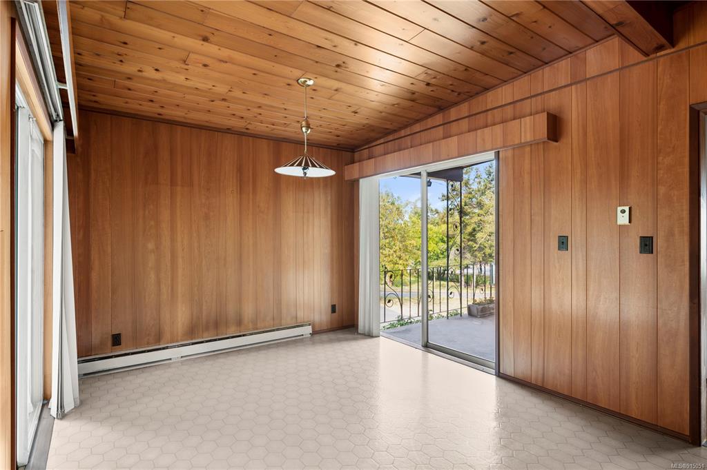 8680 Lochside Drive, North Saanich, BC, V8L 1M7 - 7