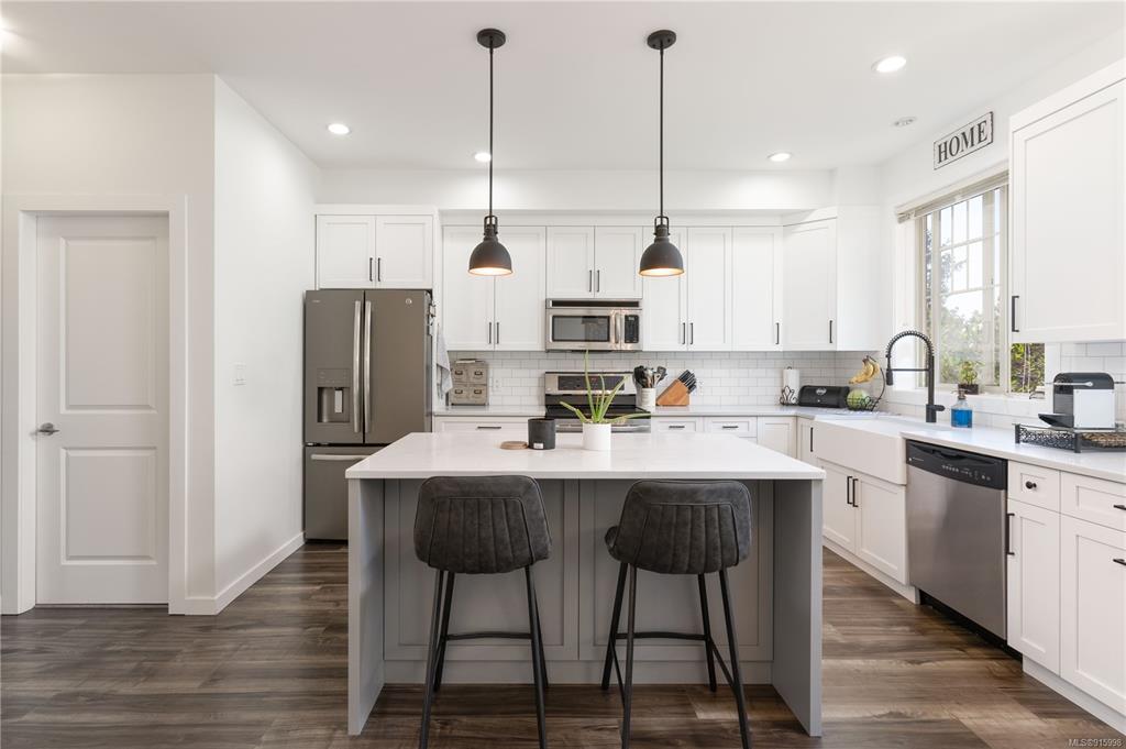 110-2661 Deville Road, Langford, BC, V9B 0G6 - 3