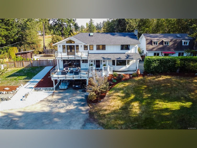 4821 Elk Road, Saanich, BC, V9E 2E6