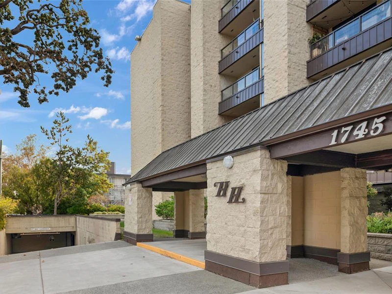 610 - 1745 Leighton Road, Victoria BC V8R 6R6