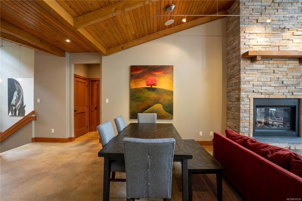 9558 Creekside Drive, Lake Cowichan, BC, V0R 3E1 - 10