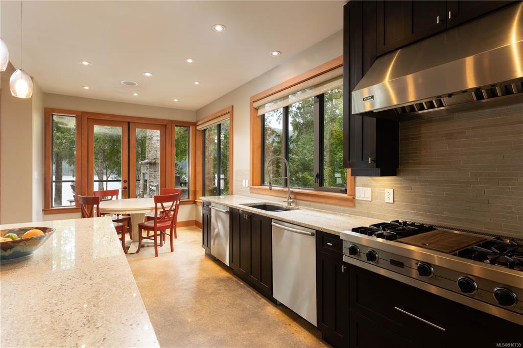 9558 Creekside Drive, Lake Cowichan, BC, V0R 3E1 - 13
