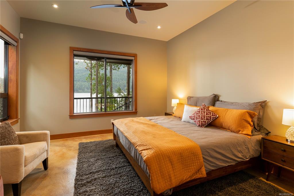 9558 Creekside Drive, Lake Cowichan, BC, V0R 3E1 - 32