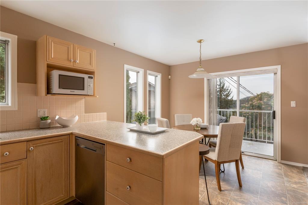 956 Wendey Drive, Langford, BC, V9C 3V2 - 14