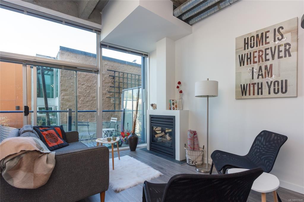 217-1061 Fort Street, Victoria, BC, V8V 5A1