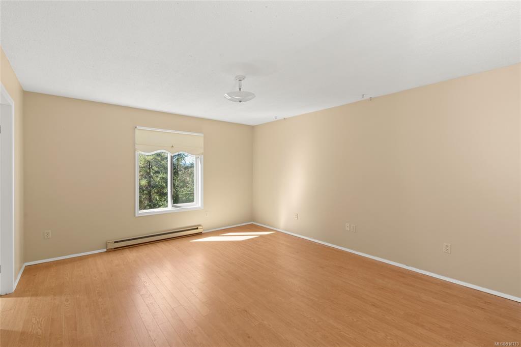 9324 Glenelg Avenue, North Saanich, BC, V8L 5G6 - 17