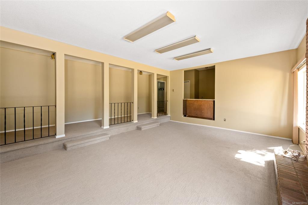 9324 Glenelg Avenue, North Saanich, BC, V8L 5G6 - 20