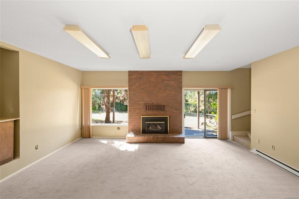 9324 Glenelg Avenue, North Saanich, BC, V8L 5G6 - 21