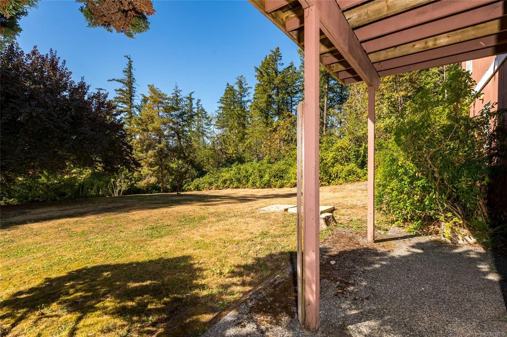 9324 Glenelg Avenue, North Saanich, BC, V8L 5G6 - 30