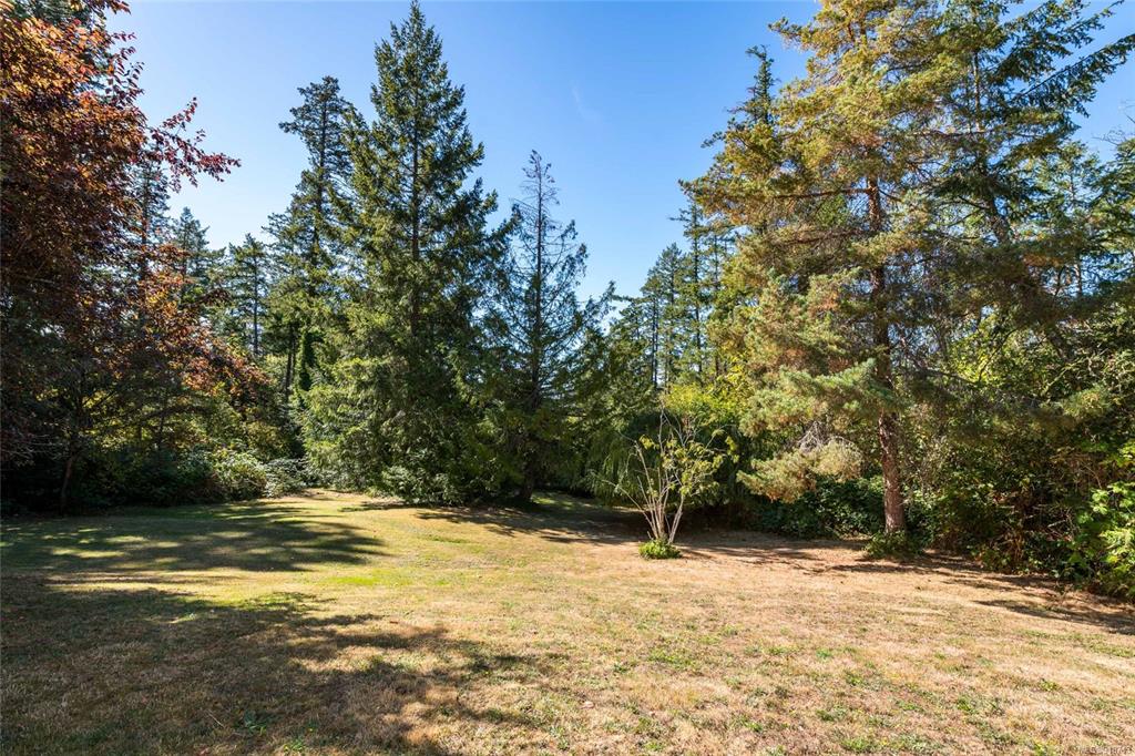 9324 Glenelg Avenue, North Saanich, BC, V8L 5G6 - 31