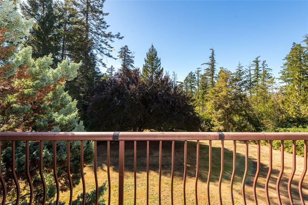9324 Glenelg Avenue, North Saanich, BC, V8L 5G6 - 34