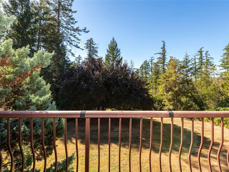 9324 Glenelg Avenue, North Saanich, BC, V8L 5G6 - 34
