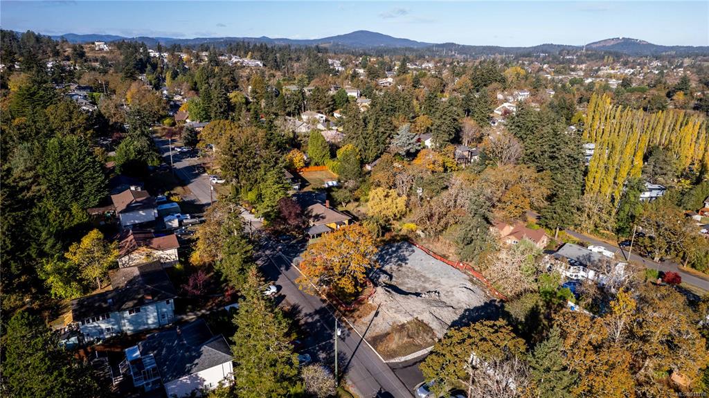 Lot C-950 Tulip Avenue, Saanich, BC, V8Z 2P7 - 2