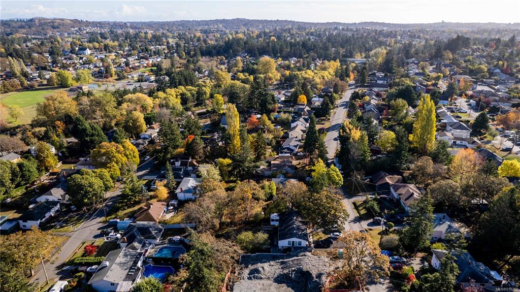 Lot C-950 Tulip Avenue, Saanich, BC, V8Z 2P7 - 6