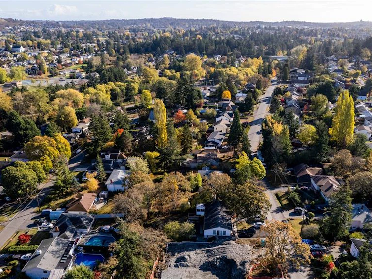 Lot C-950 Tulip Avenue, Saanich, BC, V8Z 2P7 - 6