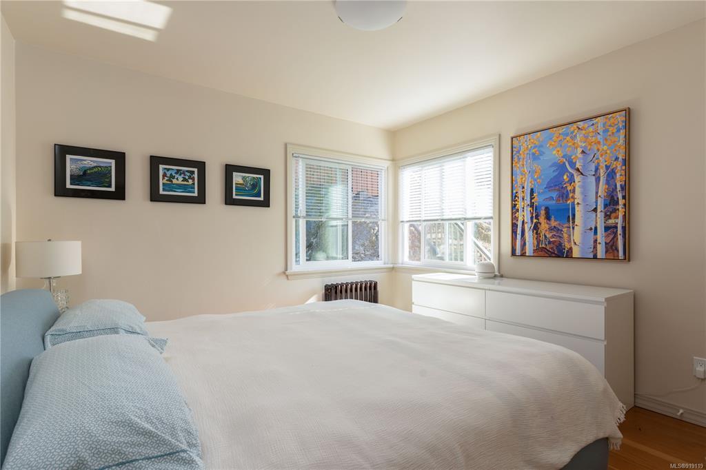 413 Constance Avenue, Esquimalt, BC, V9A 6N2 - 13