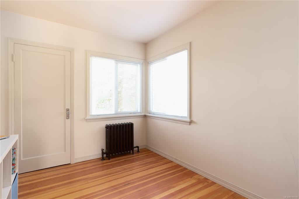 413 Constance Avenue, Esquimalt, BC, V9A 6N2 - 15