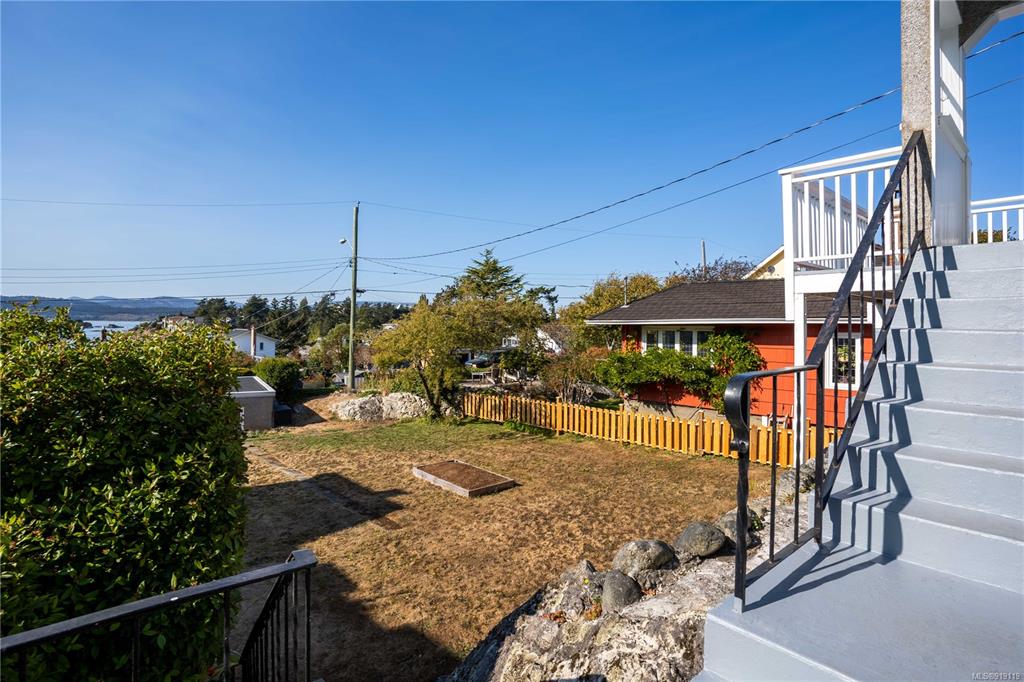 413 Constance Avenue, Esquimalt, BC, V9A 6N2 - 23