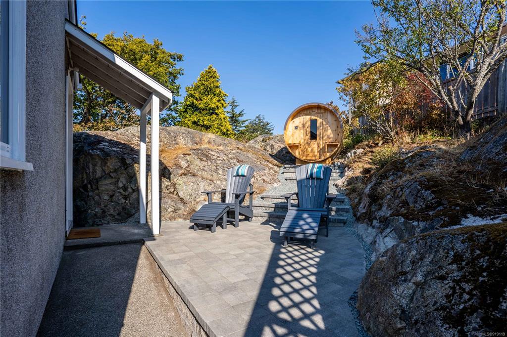 413 Constance Avenue, Esquimalt, BC, V9A 6N2 - 24