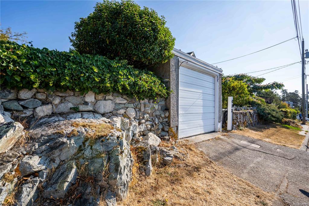 413 Constance Avenue, Esquimalt, BC, V9A 6N2 - 26