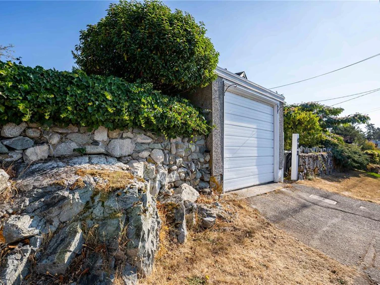 413 Constance Avenue, Esquimalt, BC, V9A 6N2 - 26