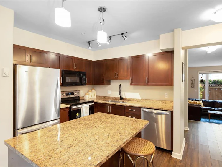 101-1510 Hillside Avenue, Victoria, BC, V8T 2C2 - 9