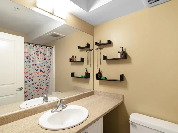 101-1510 Hillside Avenue, Victoria, BC, V8T 2C2 - 17