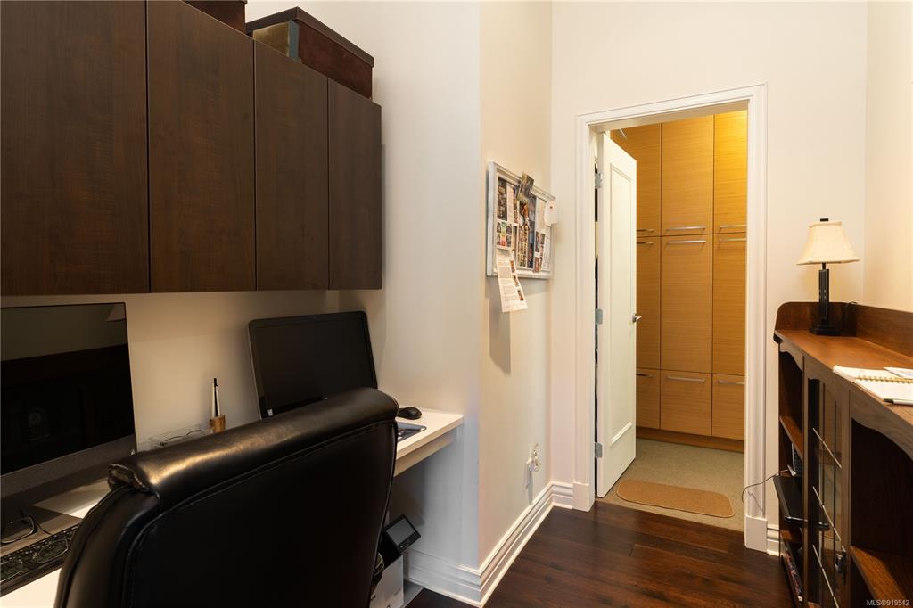 141-1335 Bear Mountain Pkwy, Langford, BC, V9B 6T9 - 18