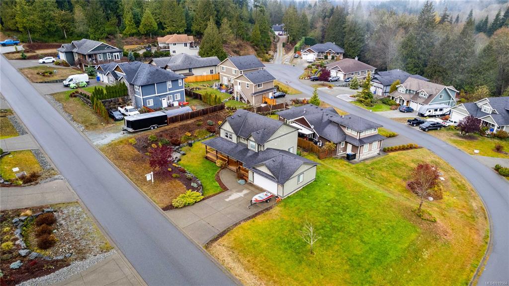1065 Briarwood Drive, Mill Bay, BC, V0R 2P2 - 2